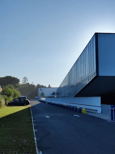 Fachada do escritório em Portugal